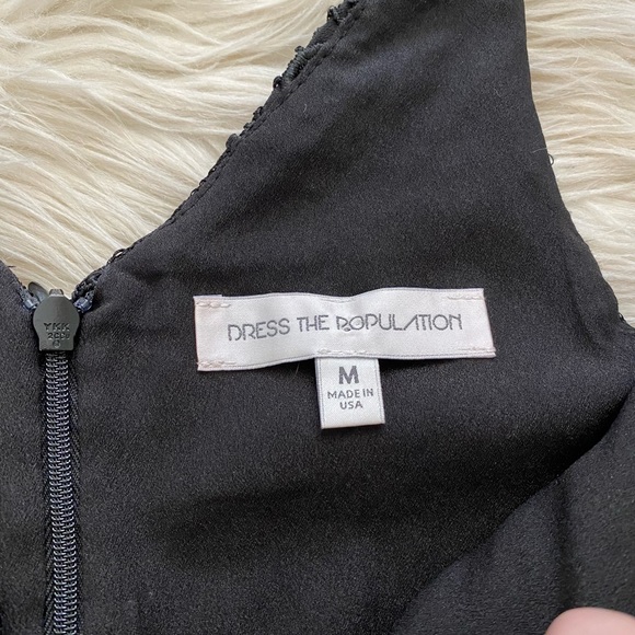 Dress The Population Black V-Neck Lace Cocktail Dress - Picture 10 of 11